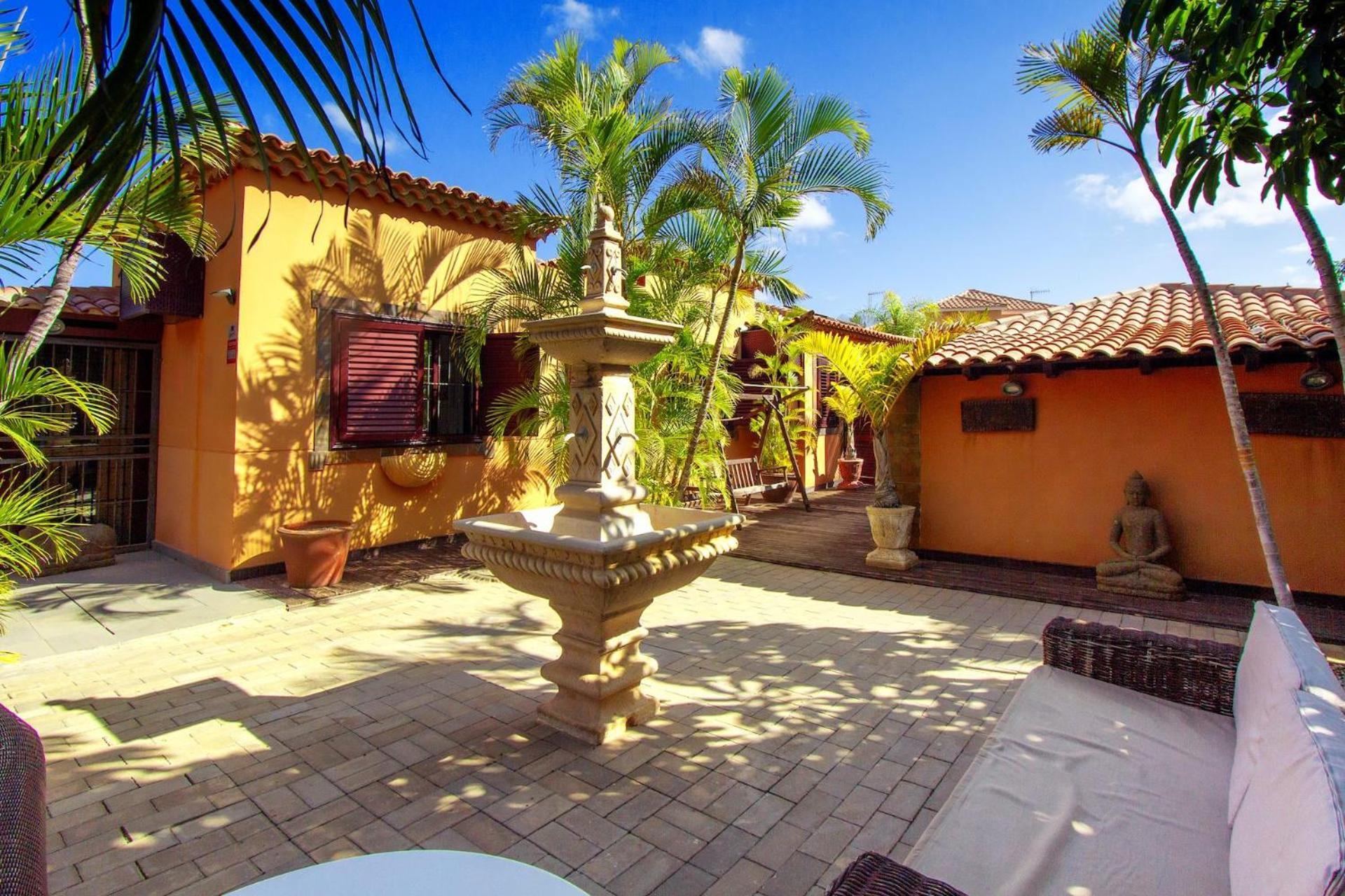 Villa Jardin De Buda Arona  Bagian luar foto